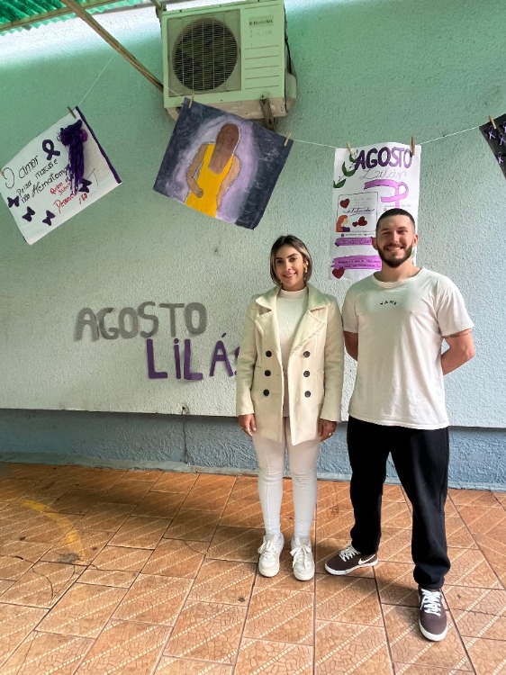 Cartazes produzidos por estudantes destacam a importância do combate à violência contra as mulheres